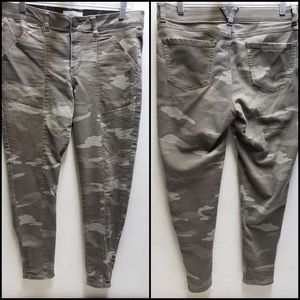 Rewind Camouflage Skinny Pants